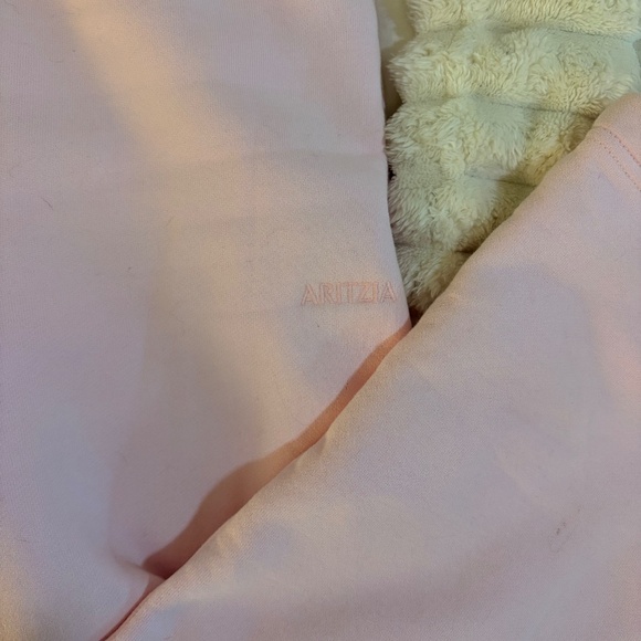 AOLD Aritzia perfect straight leg - Picture 2 of 3
